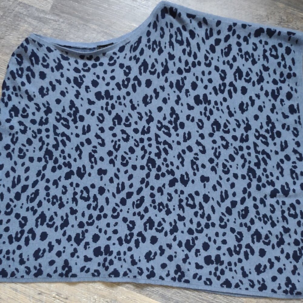 Talbots Poncho Asymmetrical Blue & Black Animal Print Sz XS/S